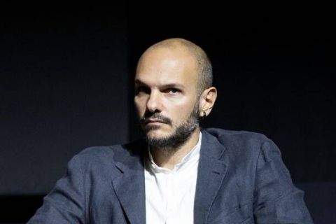 È uno sceneggiatore candidato al David di Donatello per la migliore sceneggiatura originale per Esterno notte. Tra i film a cui il suo nome si lega: La città proibita, Ti mangio il cuore e Piano piano, mentre, per la serialità firma, M - Il figlio del secolo, Avetrana - Qui non è Hollywood e The Bad Guy.